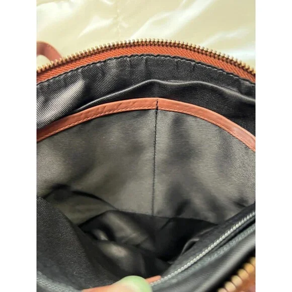 Wise Owl Cognac Leather Crossbody Bag – Adjustable Strap, Multi‑Pocket Design - Picture 15 of 16